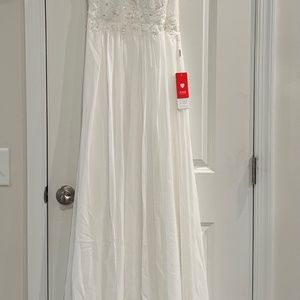 New Ivory Wedding Dress